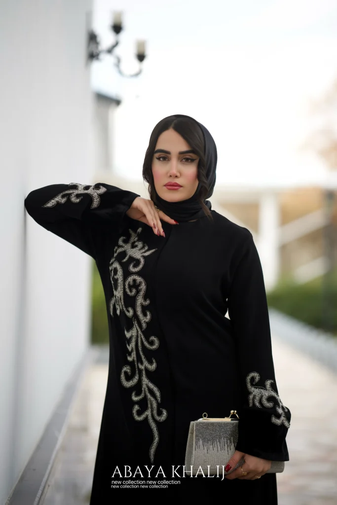 عبا جواهر دوزی